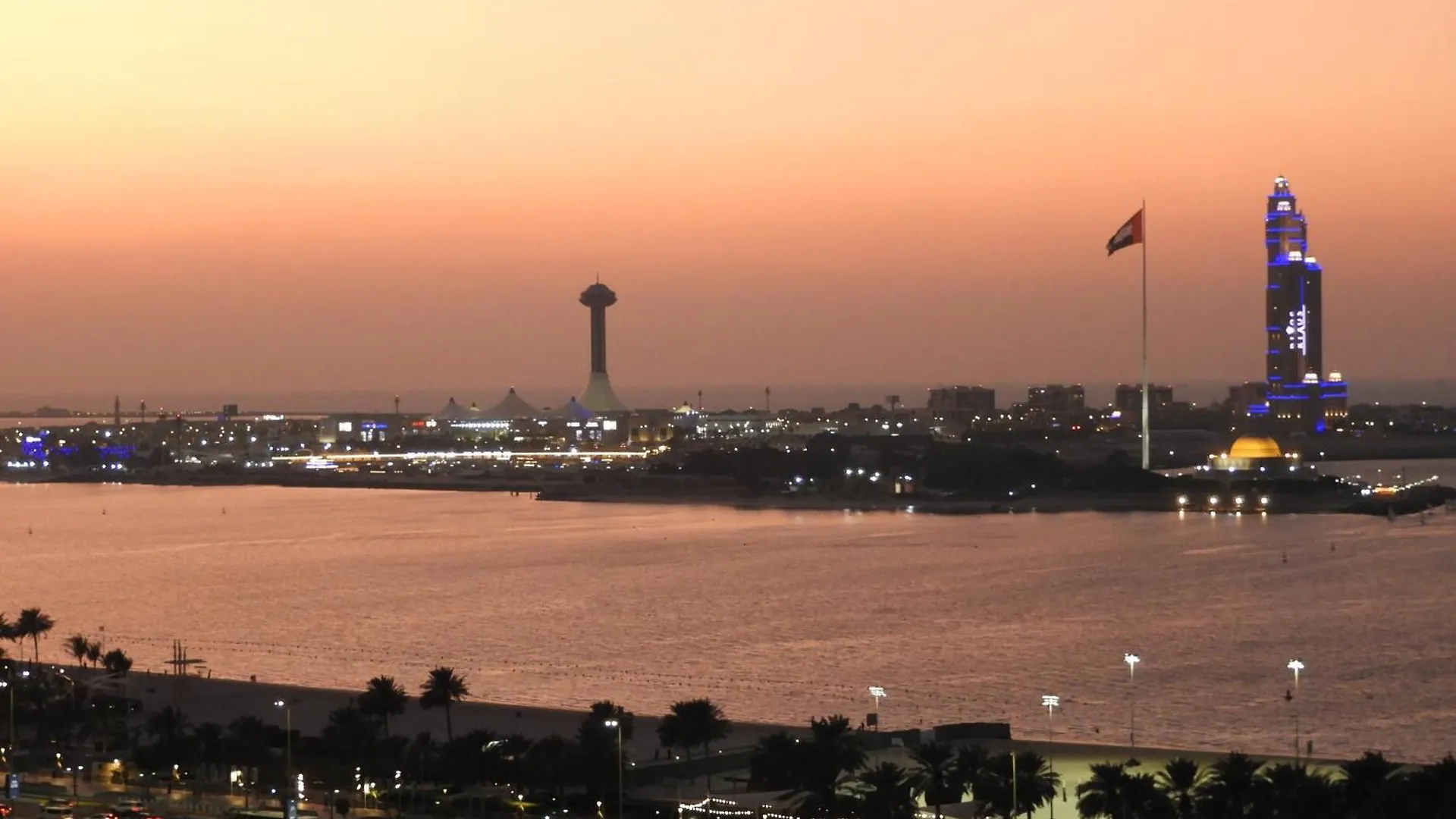 A Tribe Together Sea Views - Corniche,Khalidiya أبو ظبي