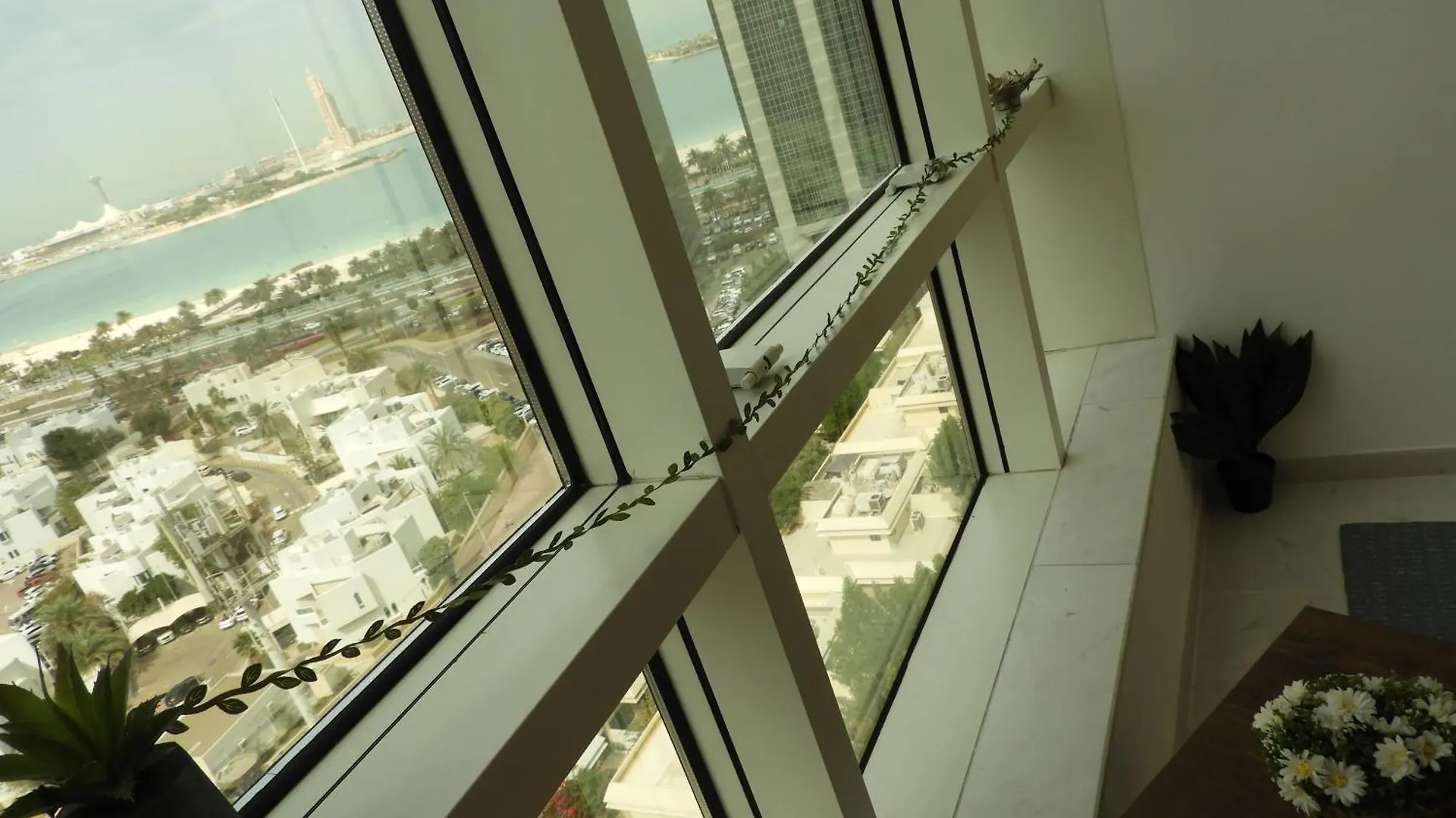 A Tribe Together Sea Views - Corniche,Khalidiya أبو ظبي 0*,  الإمارات العربية المتحدة